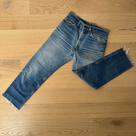 VINTAGE ORANGE LABEL LEVIS JEANS - Picture 8 of 9